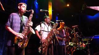 Souljazz Orchestra 02 Shock & Awe (Jazz Cafe Camden London 05/10/2015)