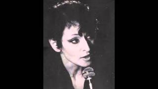 Barbara - Le Soleil Noir (Festival de Carpentras - 17 juillet 1973).