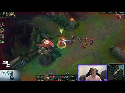 Quando o Pijack está de Tryndamere parece que a Ultimate dele dura mais tempo kkk