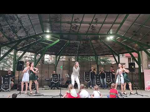 Емили Джамбазова и Нова Магия -  Respect