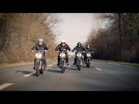 FCR ORIGINAL - Triumph Bonneville "Green Legend"  Road Trip.