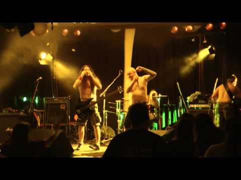 Gutter Slut - Gutter Slut - Live Rotten Fest U Klub Olomouc 27.5.2017