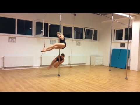 Nikol Heyrovská a Petra Kijonková, MČR Pole ART 2018