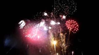 preview picture of video 'Tết 2011 in Cao Lãnh City, Đồng Tháp, Việt Nam and Firework Showcase (HD!)'