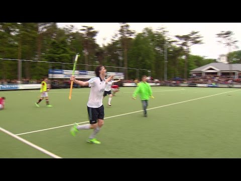 Heren 1 HC Tilburg promoveren na bloedstollende wedstrijd naar hoofdklasse