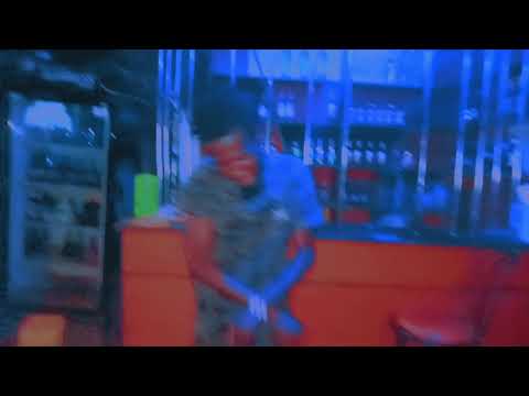 Watch director & artist - ohzy tayari ushajuwa vibing