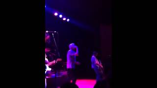 Guided By Voices "Roll of the Dice, Kick in the Head"