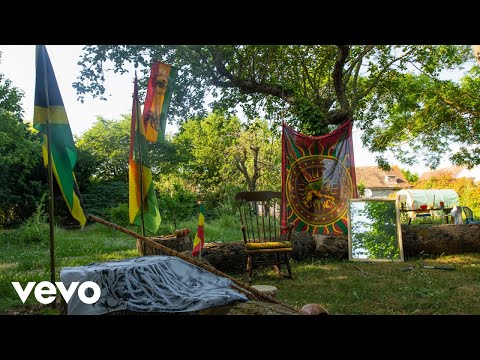 Zion Head - Jah Watching (Official Music Video)