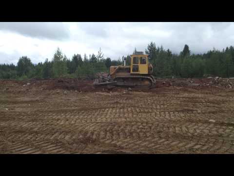 Caterpillar D6B 1960 dozer at work - Part 2