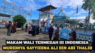 Download lagu OH MY GOD...! The Most Magnificent Tomb in Indonesia: The Tomb of Sayyidina Ali Bin Abi Thalib's ... mp3