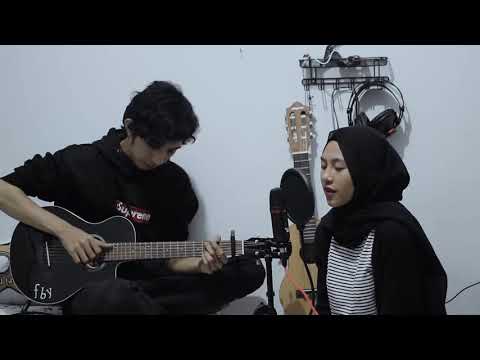Garis Terdepan ~ Fiersa Besari (Cover By Feby Putri)