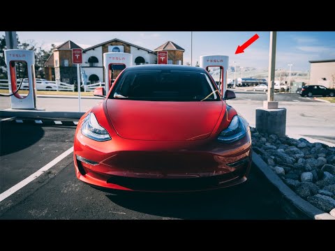 image-How long does it take to charge a Tesla at a charging station?
