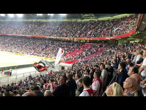 Opkomst spelers Ajax-De Graafschaap van Zuid