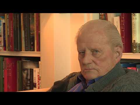 John Julius Norwich - Eton's early mornings and ugly maids (43/136)