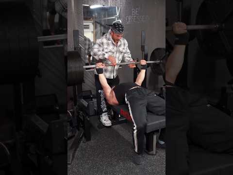 410LBS BENCH PR!! 😤 @lexx.little