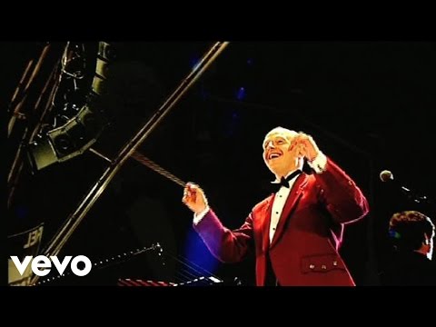 Caledon And The Scottish Fiddle Orchestra - Dumbarton's Drums