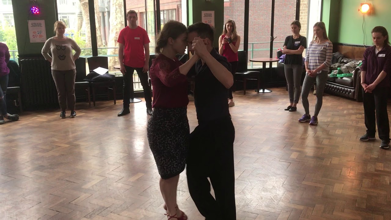 Video thumbnail for Tango Dancing: Pablo Rodriguez & Anne Bertreau - Biagi/Duval (En el lago azul)