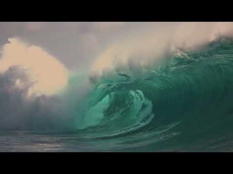 Nova identidade visual "Peniche - Capital da Onda"