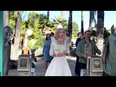 Katy Perry - Chained To The Rhythm (Official) ft. Skip Marley
