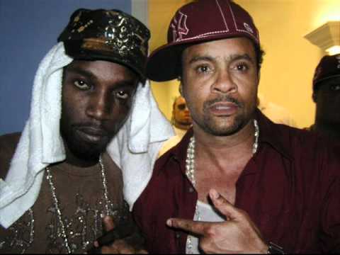 SHAGGY FT MAVADO - GIRLS DEM LOVE WE [TEFLON PROD] DEC 2010