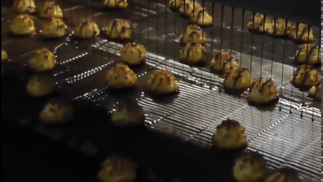 Industrial Cooling tunnels and enrobing machines