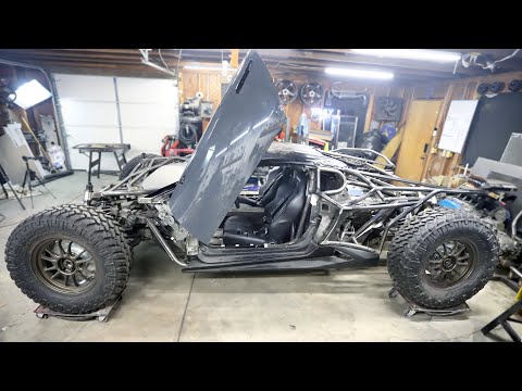 Off-Road Lamborghini Huracan gets Racing Seats and Harnesses Installed