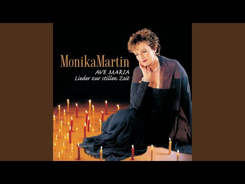 Aber Heidschi Bumbeidschi - Monika Martin
