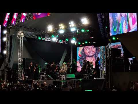 Edson Gomes na festa de São José em Angelim Pernambuco 