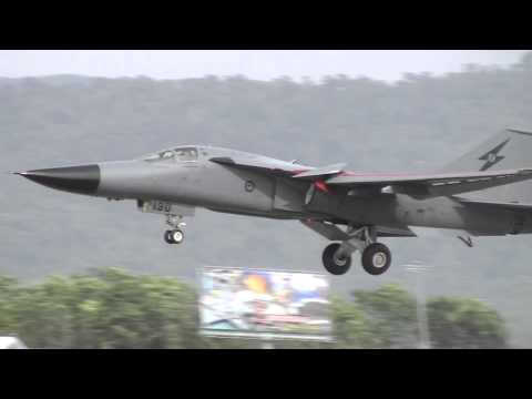 Blast from the Past - F111 Dump & Burn at LIMA 2009
