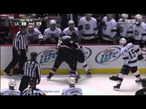 Kyle Clifford vs Sheldon Brookbank Nov 17, 2011