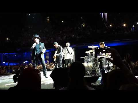 U2 Acrobat 3Arena Dublin 11-9-2018
