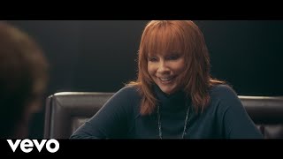 Musik-Video-Miniaturansicht zu Seven Minutes In Heaven Songtext von Reba McEntire