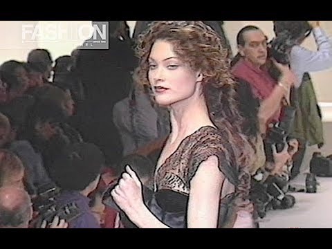 VALENTINO Fall 1993 Paris - Fashion Channel