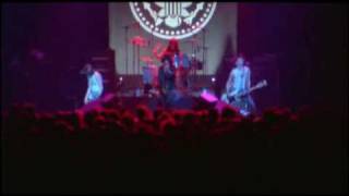 The Ramones - It&#39;s Alive (1977) - I don&#39;t wanna walk around with you