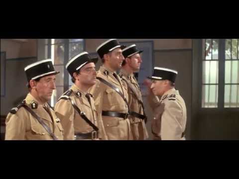 Louis de Funès: Le Gendarme de Saint-Tropez  (1964) -  Une poule sur un mur