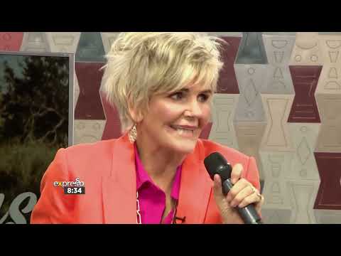 Music: PJ Powers performs 'Jabulani'