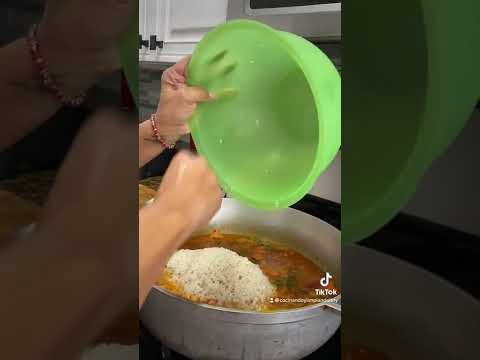 Locrio de chuleta Ahumada y costillas