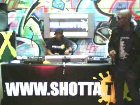 010 NYE 2011 Shotta TV - DJ SV Featuring MC Bassman.flv