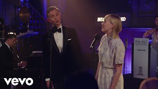 Musik-Video-Miniaturansicht zu Guten Tag, liebes Glück Songtext von Max Raabe & Palast Orchester & Lea