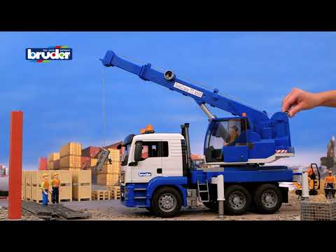 BRUDER kuro sunkvežimis MAN TGS 03775 video