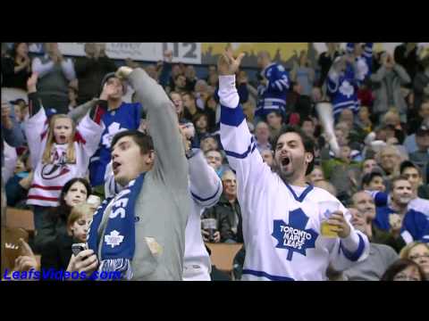 Predators @ Maple Leafs - Kris Versteeg Scores 2nd - 101116