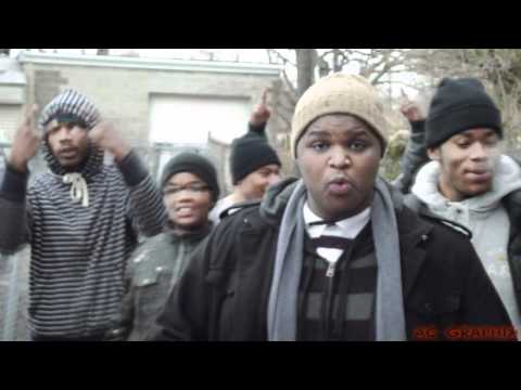 TRAPAHOLICZ (GROOVEY B ft. DOLLA DAY)