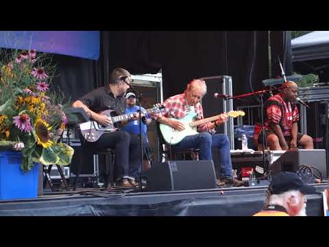 Elvin Bishop's Big Fun Trio - Make Your Move