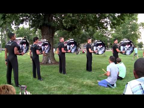 The Cavaliers Bassline 2014 - Finals Lot
