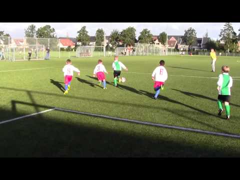 vv Woubrugge F4 - Uit