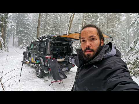 Camping seul sous la neige en 4x4 Jeep Wangler, France 🇫🇷