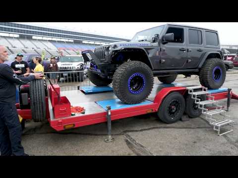 CTI - 2018 JLU/Stock Axles on 40's & 3' lift