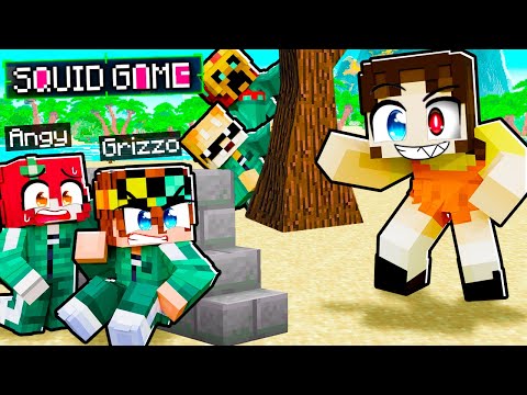 I'M HIDING FROM THE SQUID GAME DOLL IN MINECRAFT!