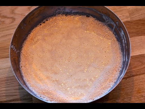 Dinkelsauerteig selber herstellen.