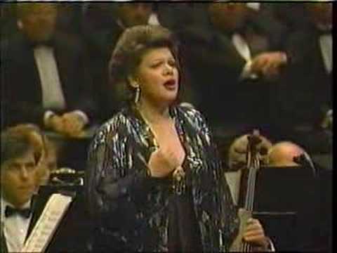 Dolora Zajick - Acerba voluttà (Adriana Lecouvreur)